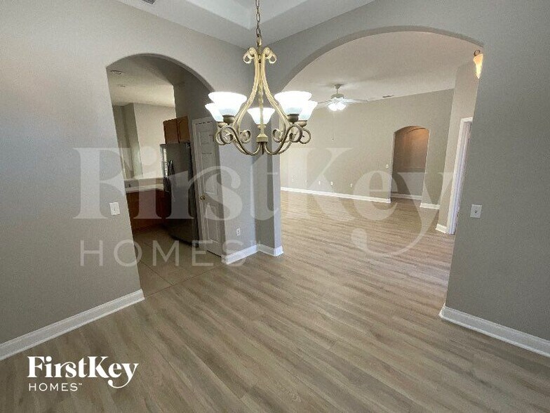 Building Photo - 26 The Village Blvd