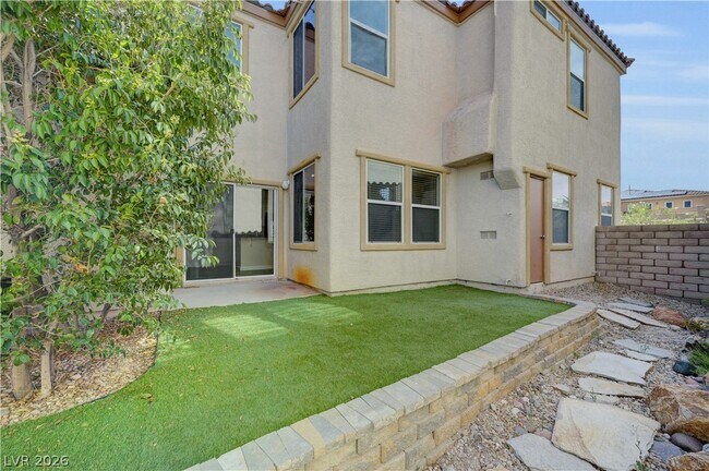 Building Photo - 12052 Hathaway Pines Dr