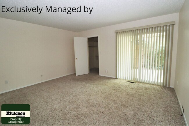 Building Photo - Very Nice Three Bedroom Home with Garage Included! in the Broadmoor Area!