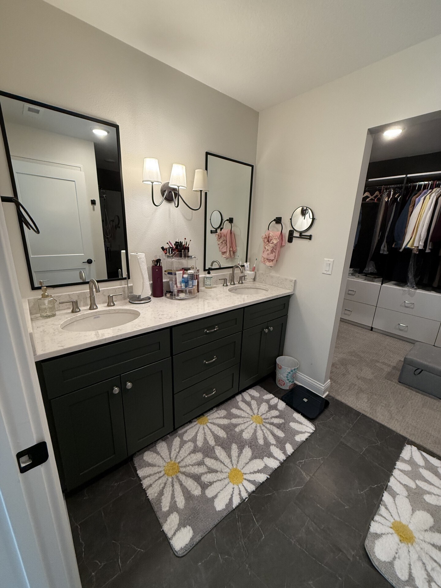 Building Photo - 14147 Wilden Dr