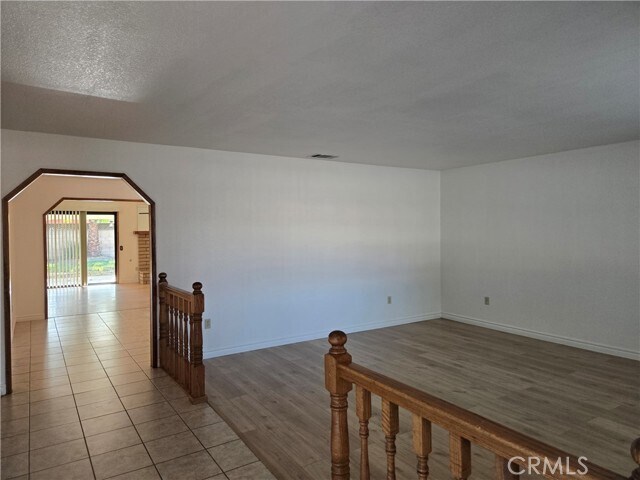 Building Photo - 727 Chardonnay Pl