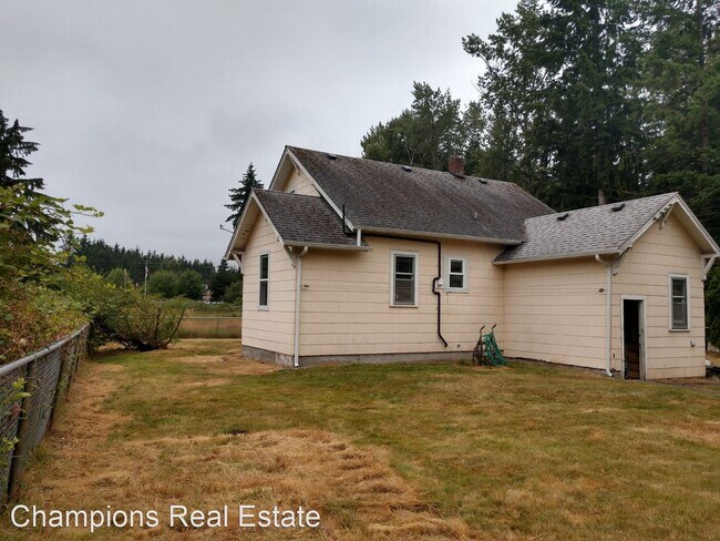 Building Photo - 3 br, 1 bath House - 19005 A Smokey Pt Blvd.