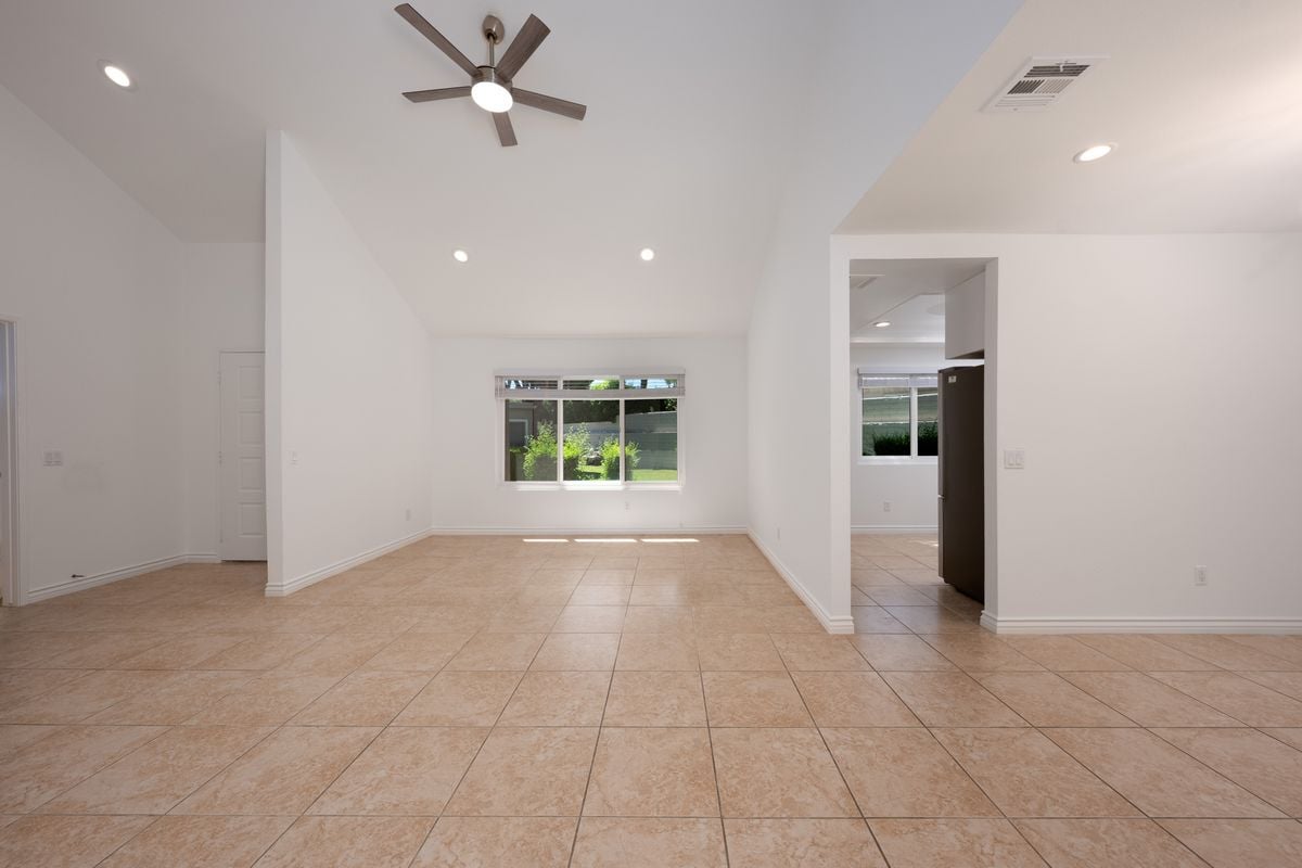 Building Photo - 74755 San Cristoval Cir