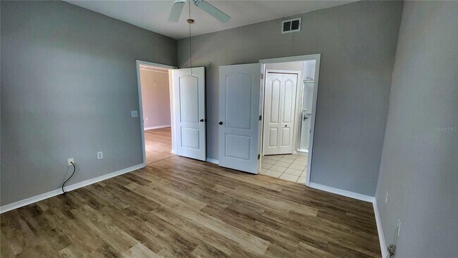 Building Photo - 4170 Central Sarasota Pkwy