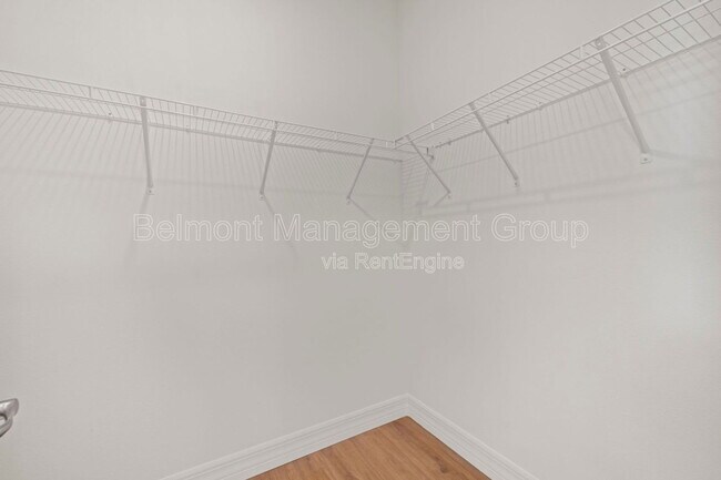 Building Photo - 1301 Preston St