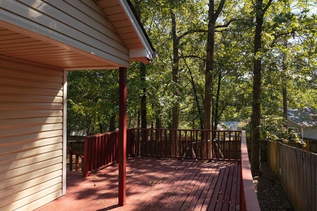 Building Photo - 24 Oak Ridge Dr