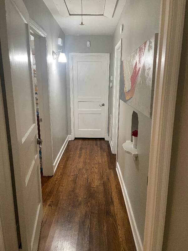 Building Photo - 3607 Kenwood Ave