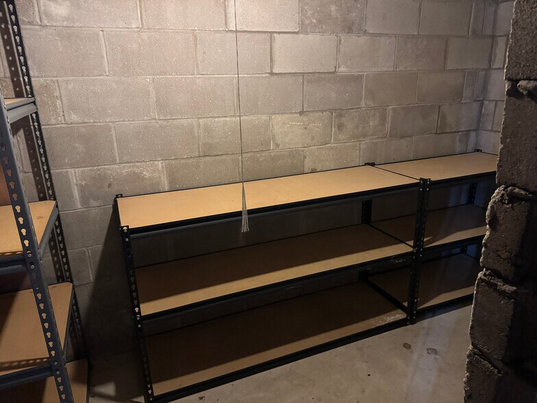 Building Photo - 3111 Arthur St NE