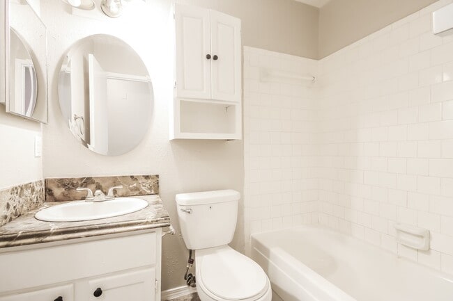 Building Photo - 5418 Quail Tree Ln