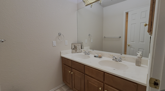 Building Photo - 2185 Hoodoo Dr
