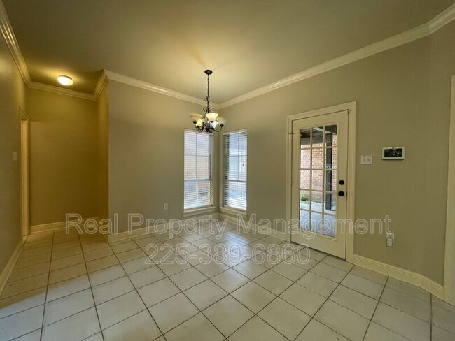 Building Photo - 13263 Quail Meadow Dr