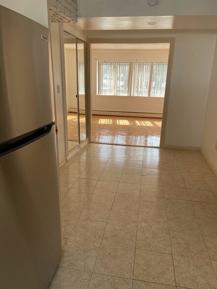 Building Photo - 8815 Pitkin Ave