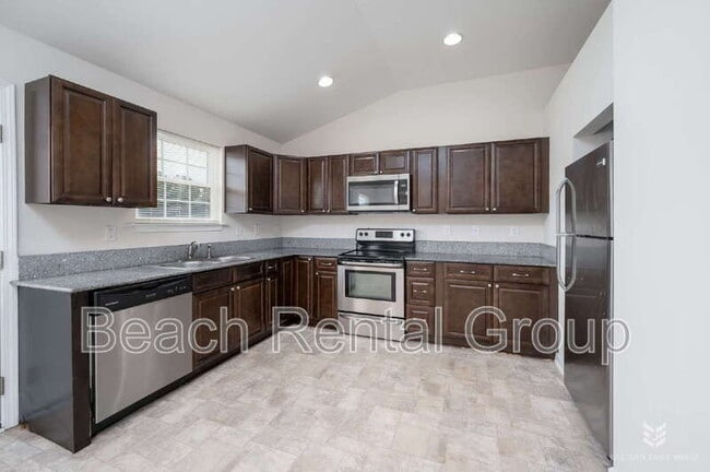 Building Photo - 1821 Ambridge Dr