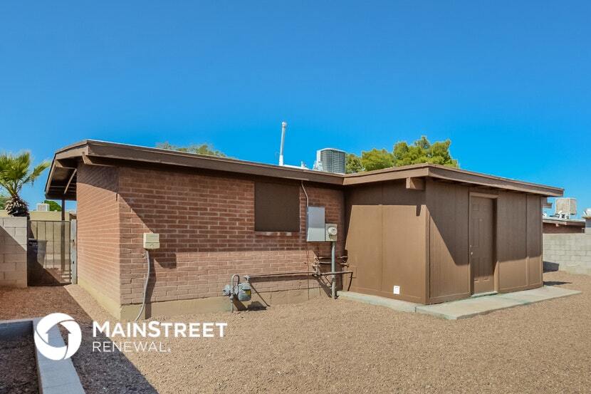 Building Photo - 734 W Holladay Dr