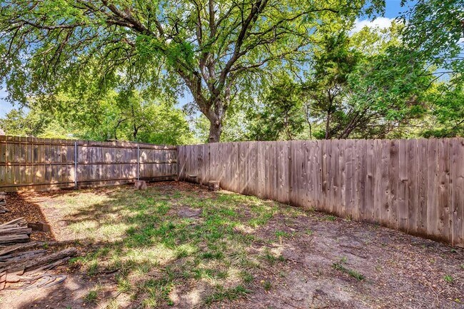 Building Photo - 3 Cedar Elm Cir