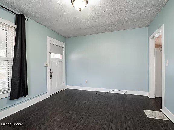 Living Room - 502 Washburn Ave