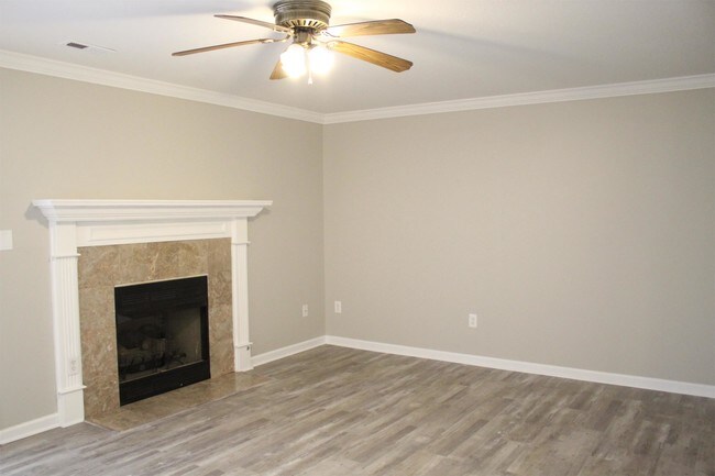 Building Photo - 7638 Emory Cove Way