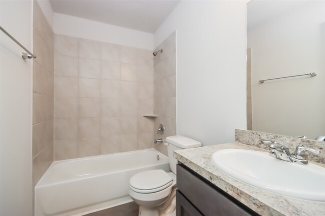 Building Photo - 3408 Cannon Dr