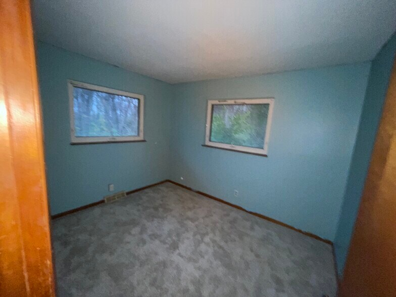 Building Photo - 4575 E 4th St