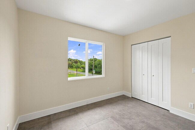 Building Photo - 4701 Evergreen Ave
