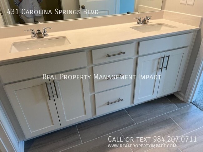 Building Photo - 431 Carolina Spgs Blvd