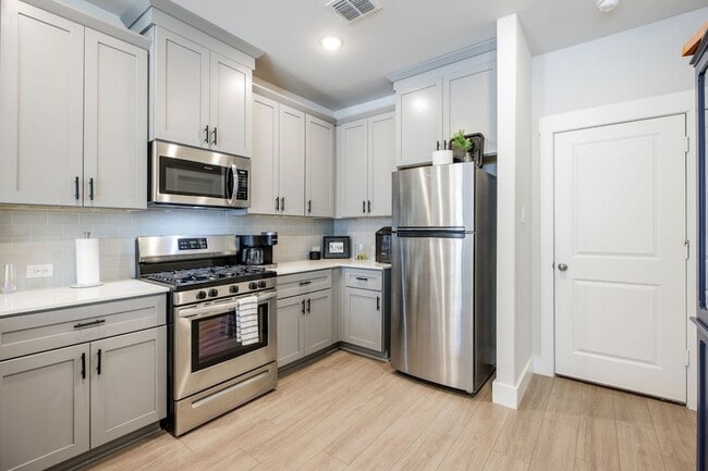 Building Photo - 4502 Smokey Quartz Ln