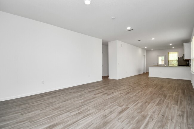 Building Photo - 16150 Elbridge Ct