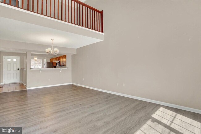Building Photo - 6444 Terrace Ct