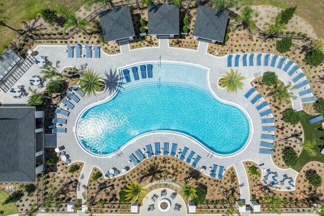 Building Photo - 3020 Base Blvd