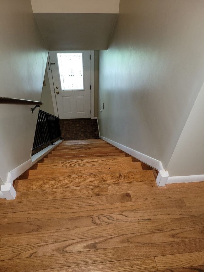 Building Photo - 3915 S Orchard Ct