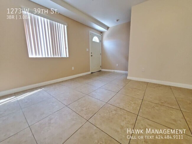 Building Photo - 1273 W 39th St