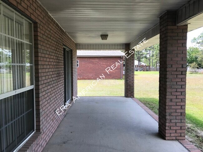 Building Photo - 2642 Hidden Creek Dr