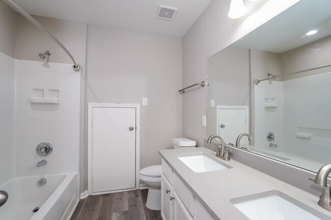 Building Photo - 1134 Desert Oasis Ln