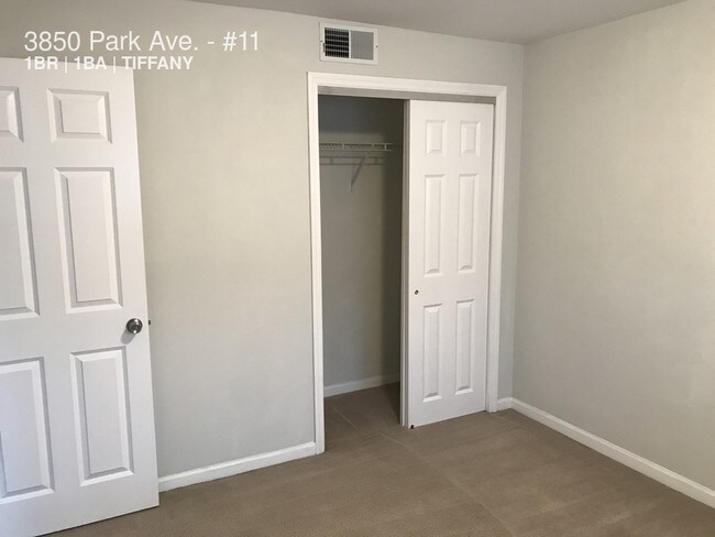 Building Photo - 3850 Park Ave