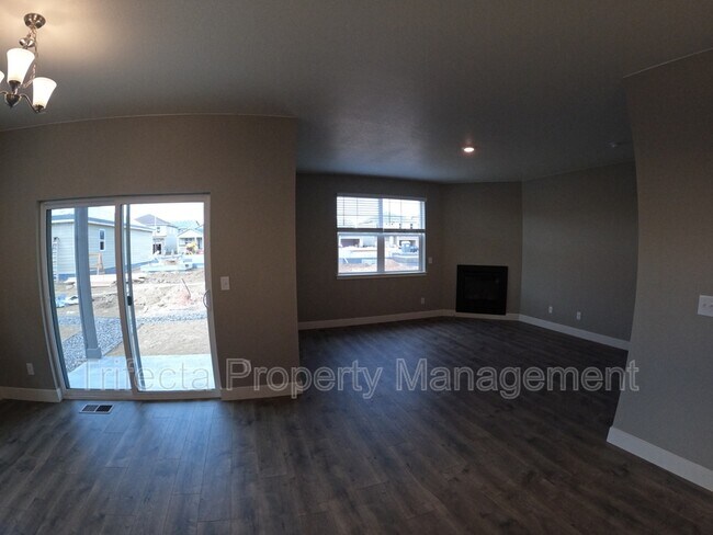 Building Photo - 1938 Raindrop Dr