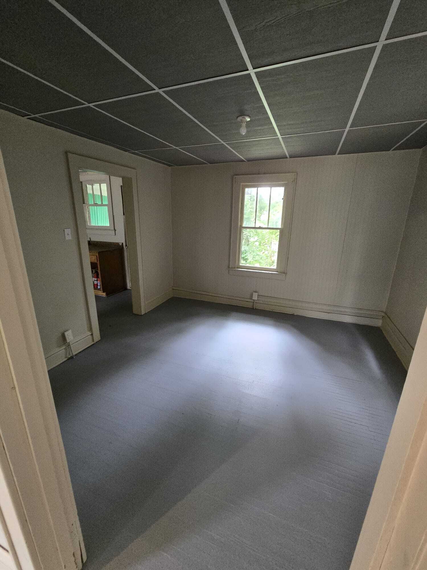 Building Photo - 1925 Foster Ave