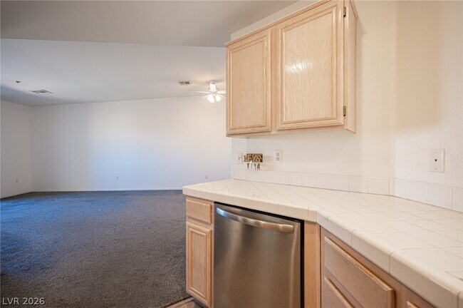 Building Photo - 1844 Scimitar Dr