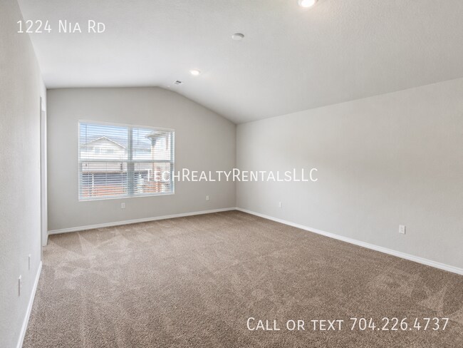 Building Photo - 1224 Nia Rd