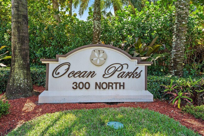 Building Photo - 300 N Hwy A1A