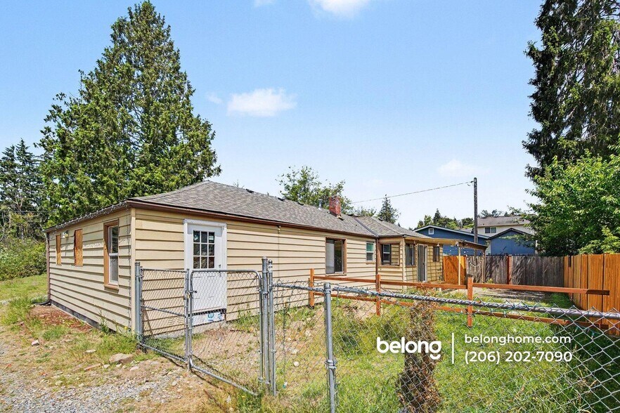 Building Photo - 2232 148th St SW