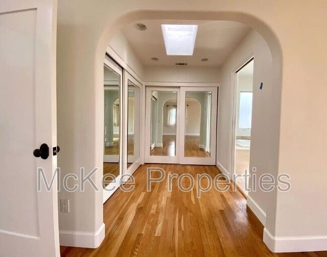 Building Photo - 517 Fifth Street