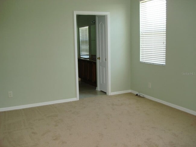 Building Photo - 9630 Baton Rouge Ln