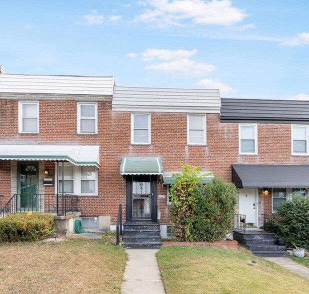 Building Photo - 3654 Chesterfield Ave