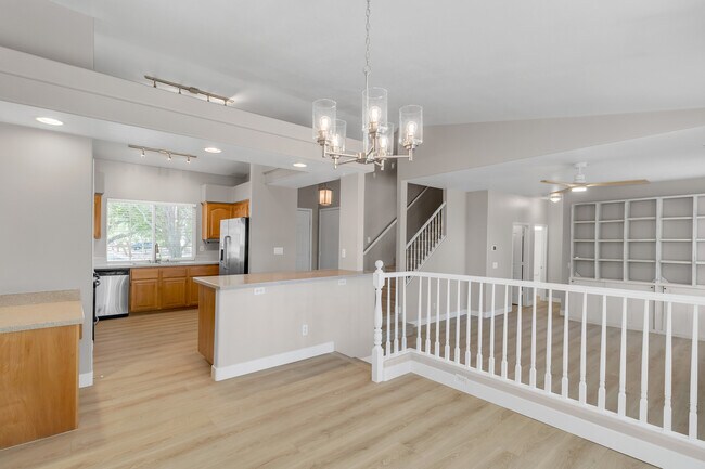 Building Photo - 1568 Lamplight Village Ln