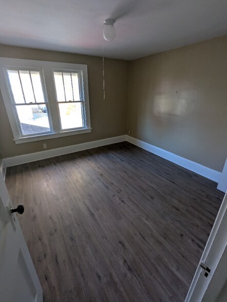 Building Photo - 146 Fairlawn Ave