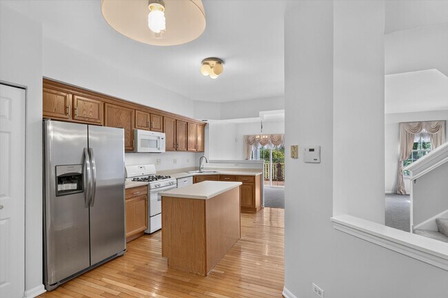 Building Photo - 533 Cherry Hill Ct