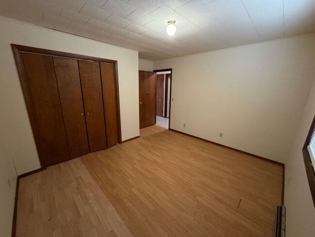 Building Photo - 17947 57th Ave