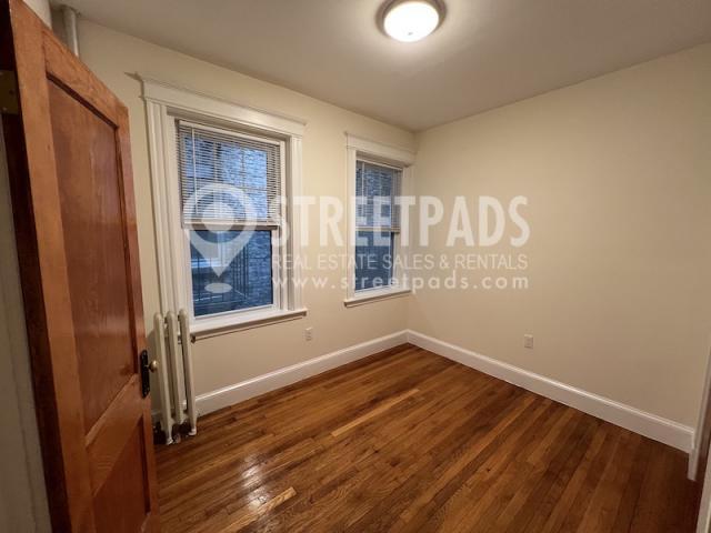 Building Photo - 1 bedroom in Boston MA 02215