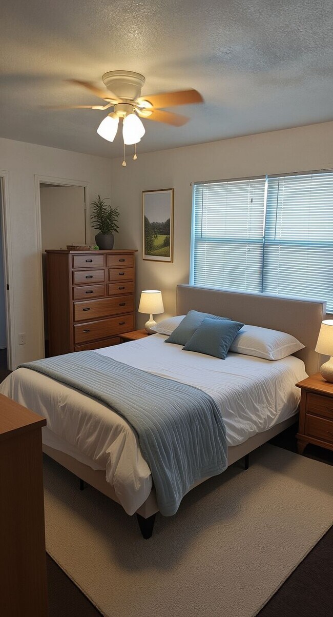 Building Photo - 1003 N 4th St