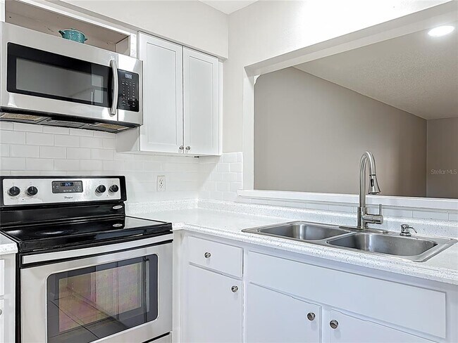 Building Photo - 4320 Middlebrook Rd